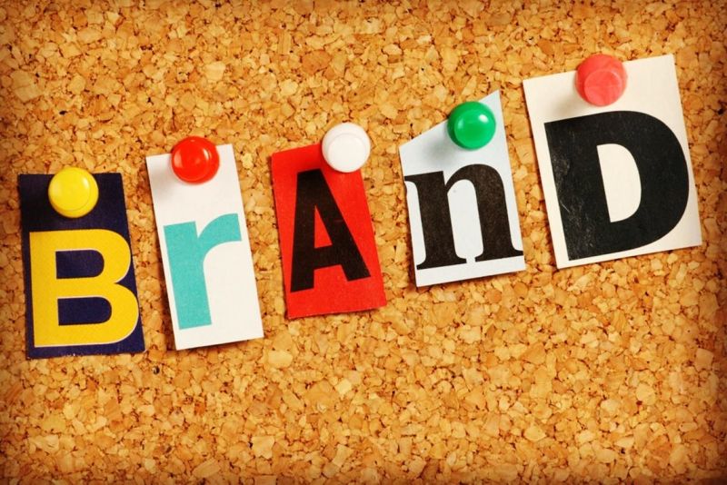 تفاوت برند آنلاین و فیزیکی