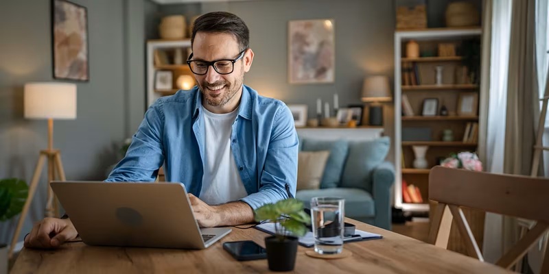 آیا فریلنسرها به مجوز نیاز دارند؟